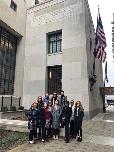 USI students attend Women in Economics Symposium at Federal Reserve Bank St. Louis