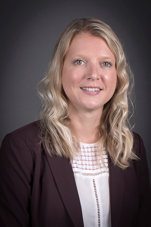 Dr. Caroline Jalain